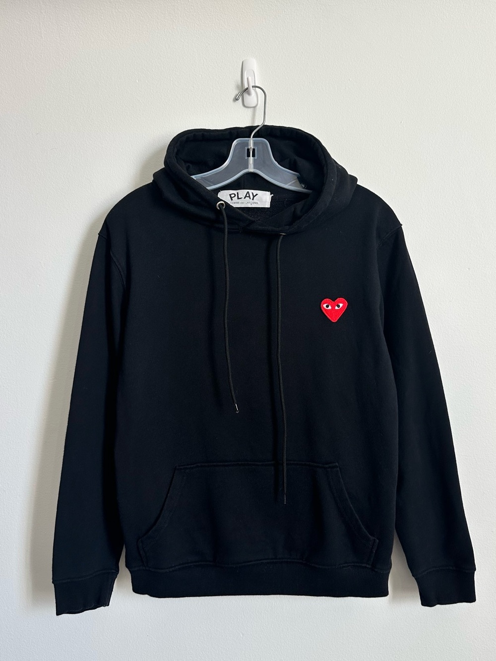 Comme des Garcons Play | Hooded Sweatshirt in Black
